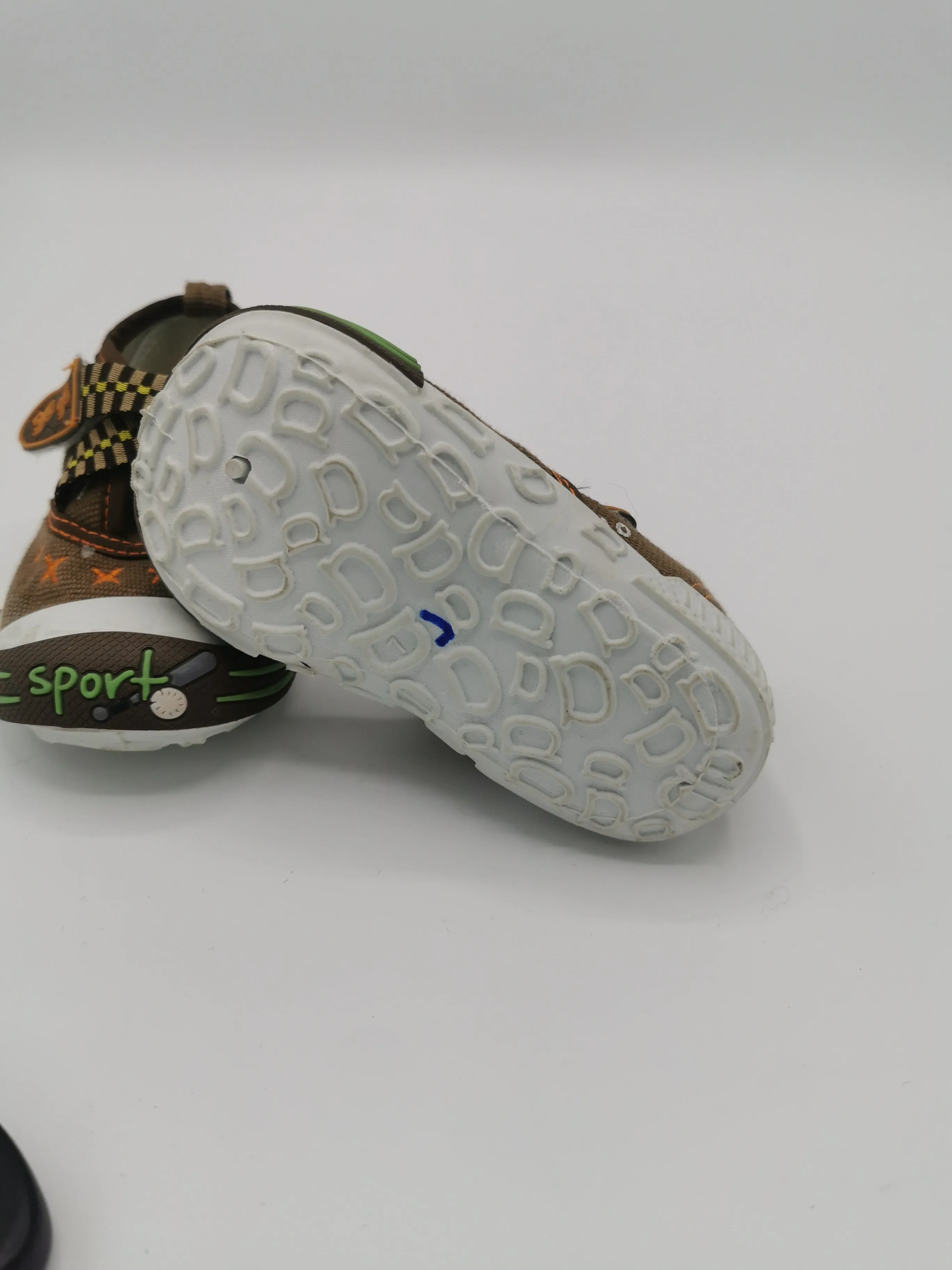 BOY SIZE 7 TODDLER - FRISXY, Pull-on Velcro Running Shoes NWT B9