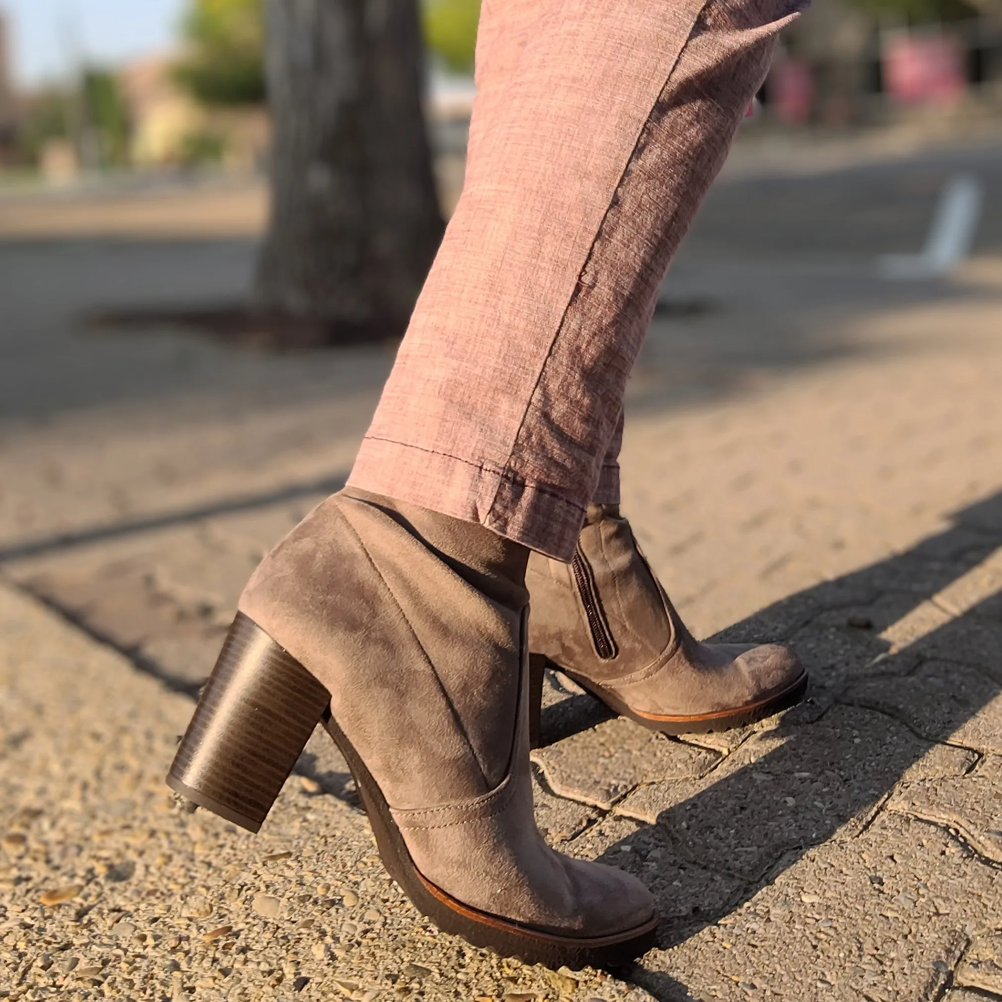 Dorking Thais D7892 - Taupe
