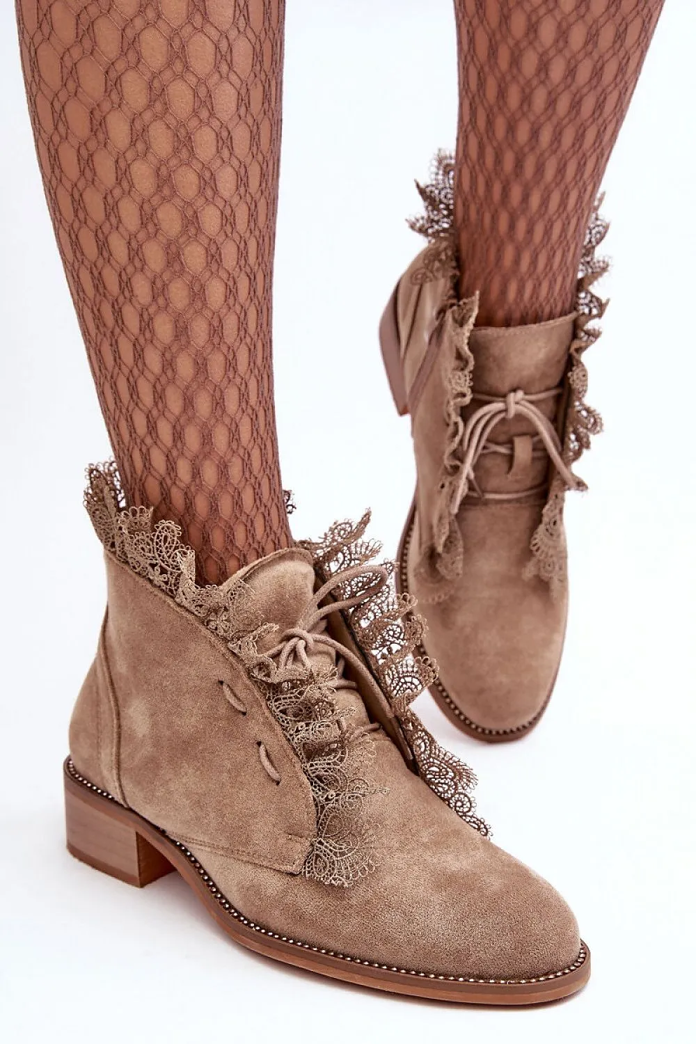Heel boots