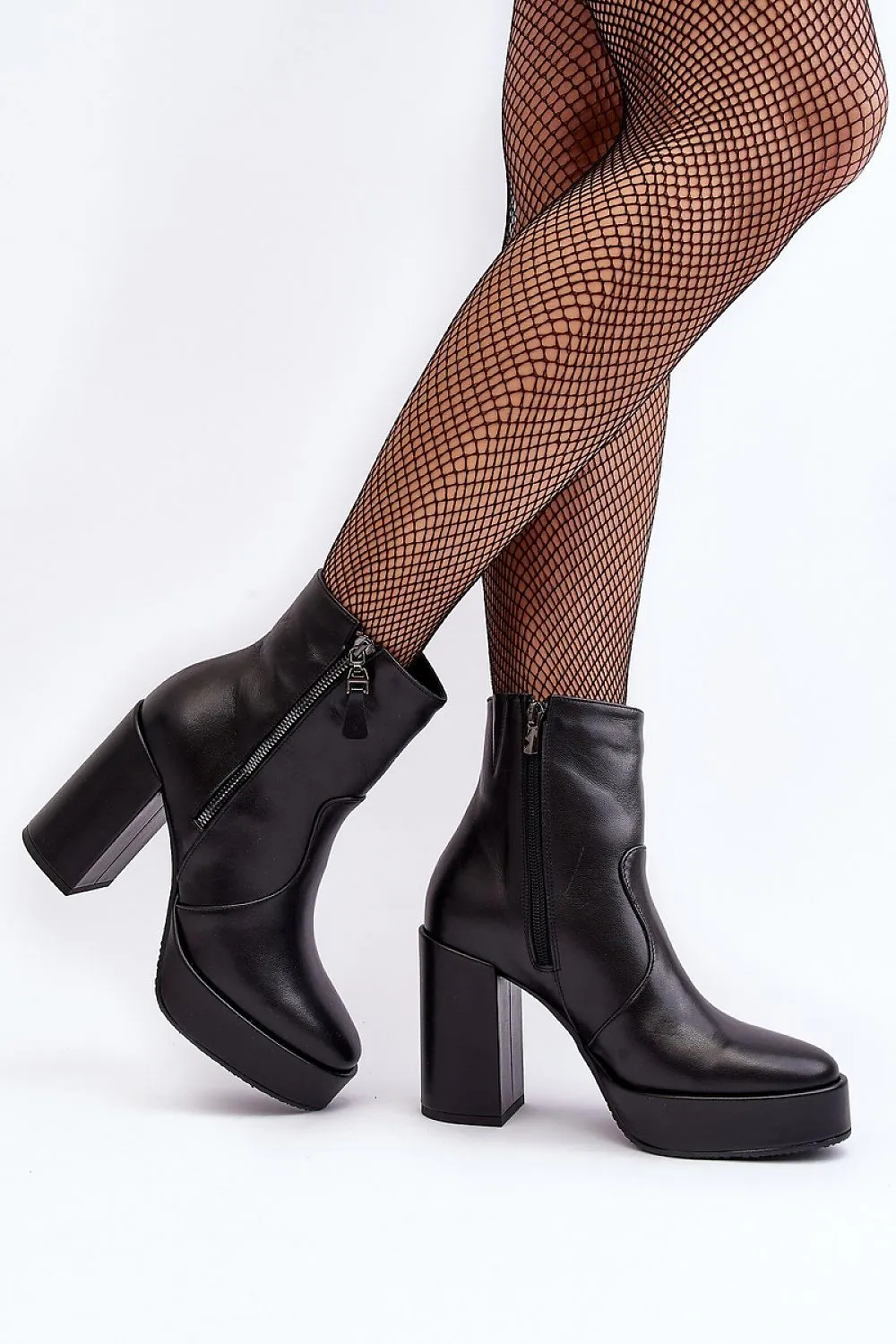 Heel boots