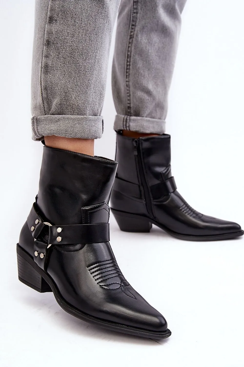 Heel boots