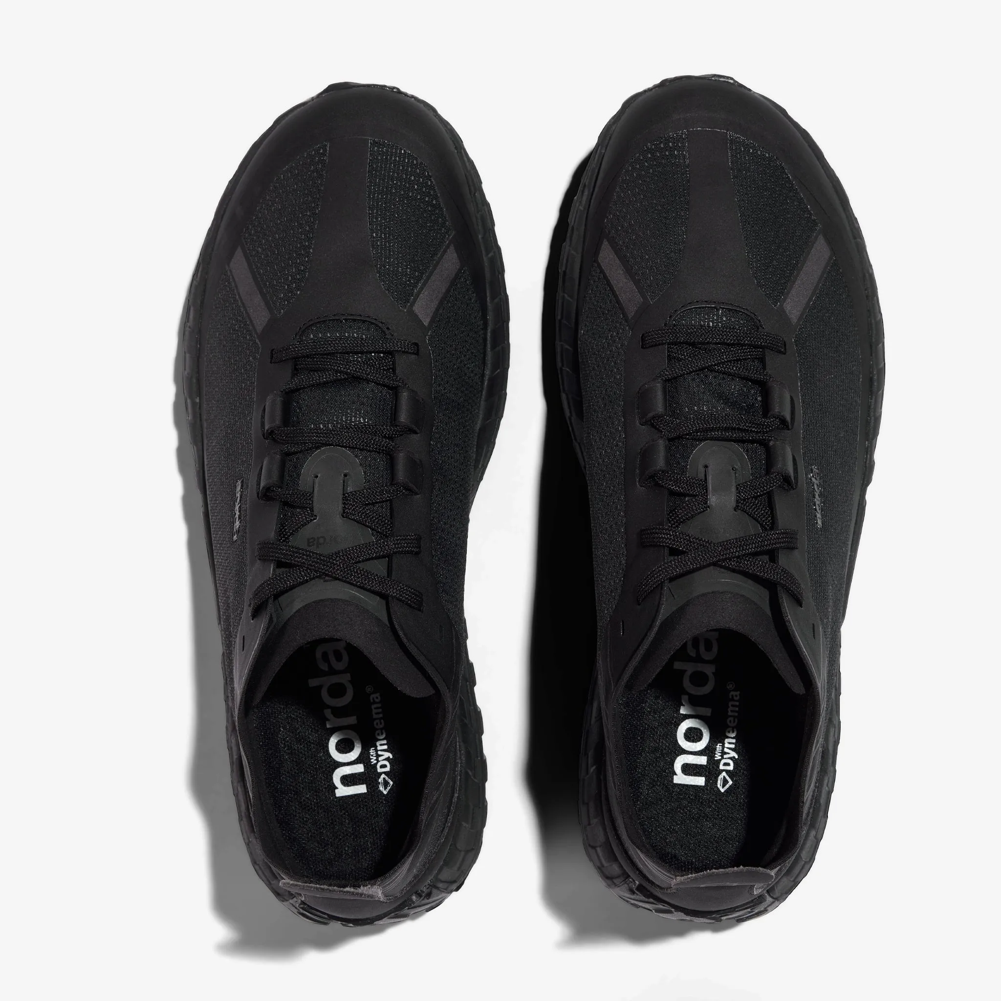 Norda 001 | Stealth Black Dyneema