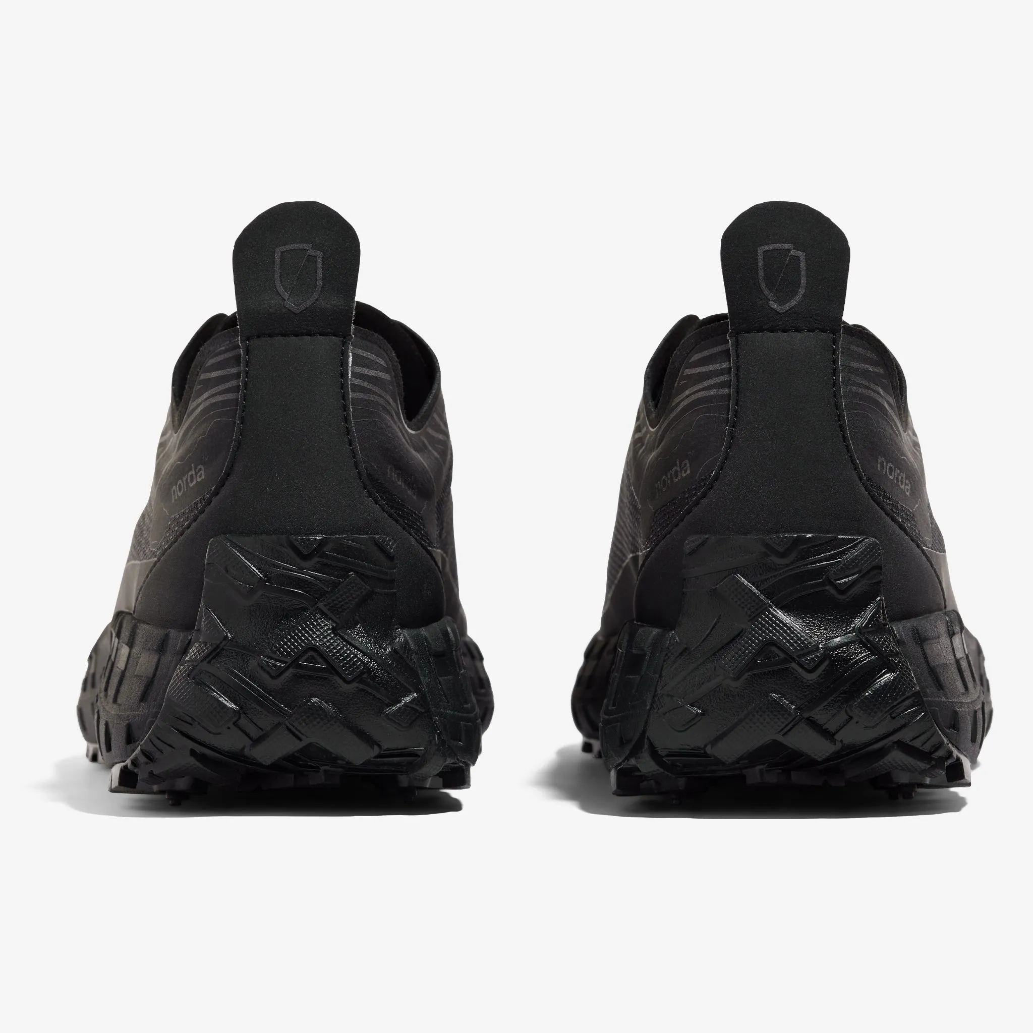 Norda 001 | Stealth Black Dyneema