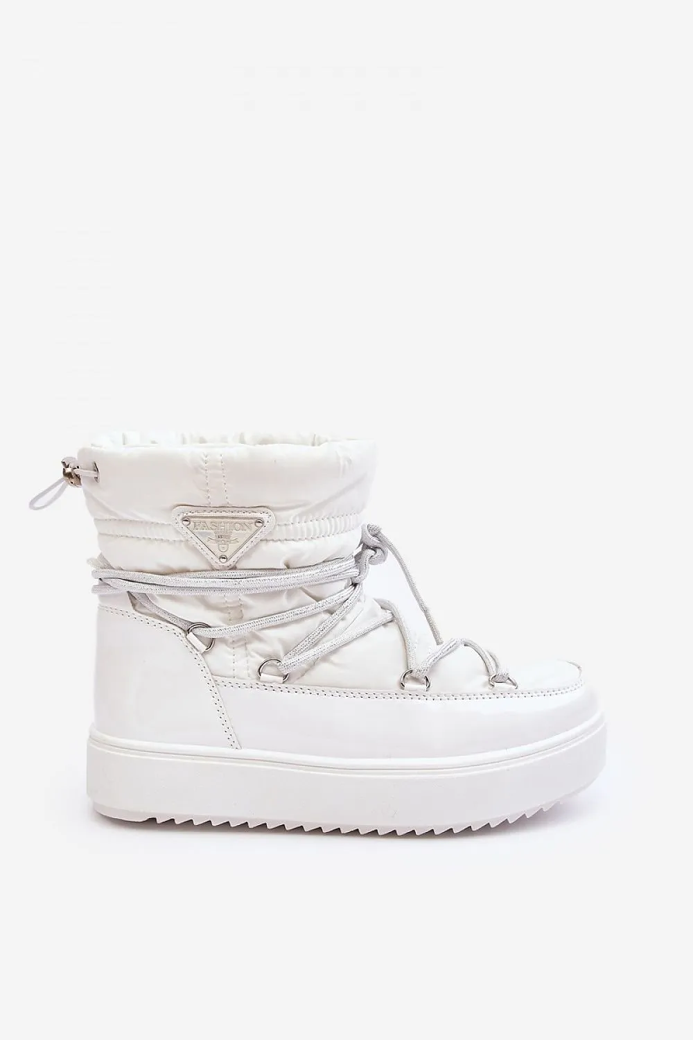 Snow boots