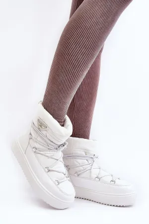 Snow boots