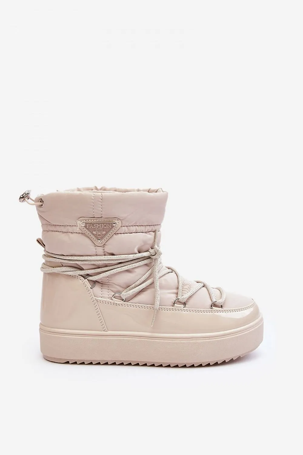 Snow boots