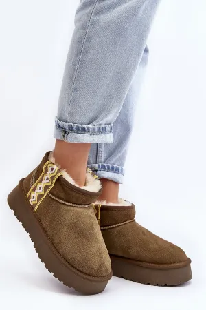 Snow boots