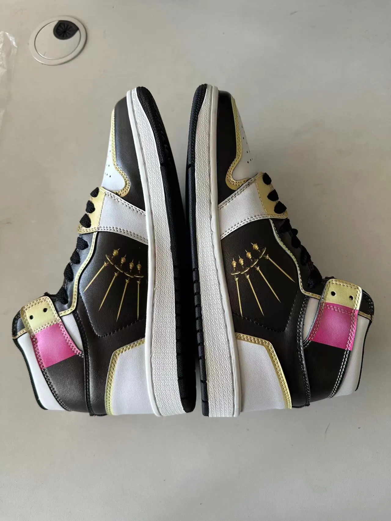 T7 Alisa Equil Street Kicks - 1P