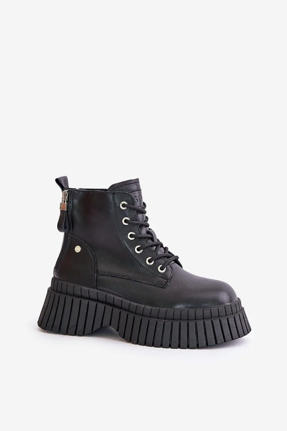 Trapper shoes
