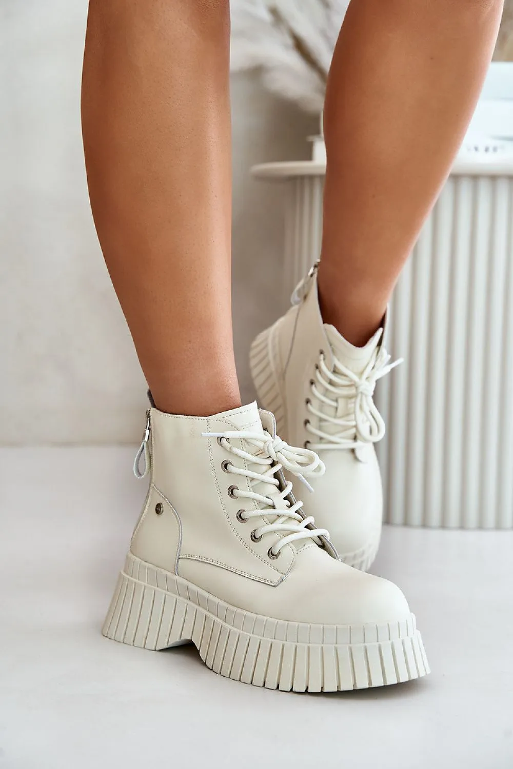 Trapper shoes