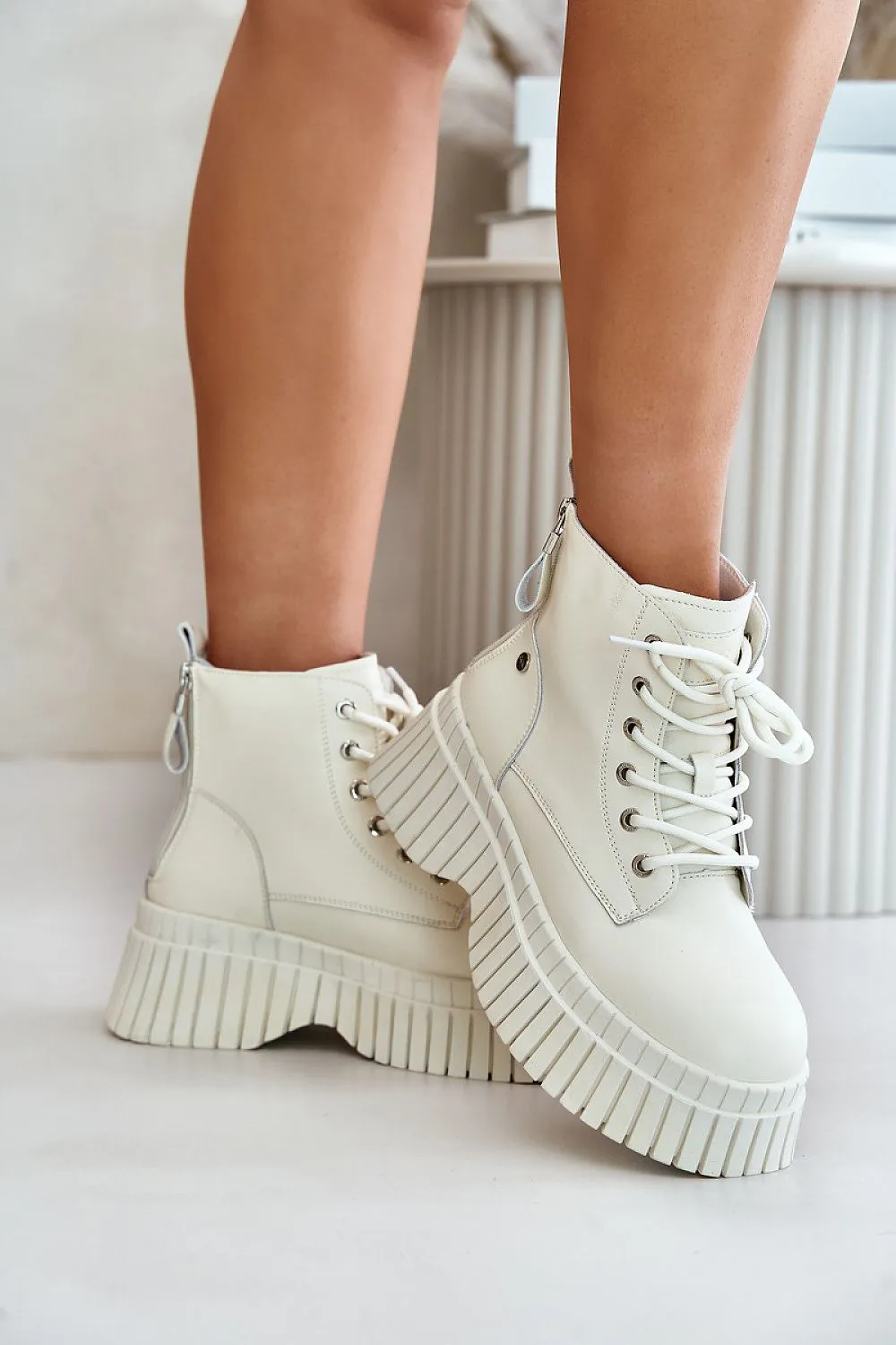 Trapper shoes