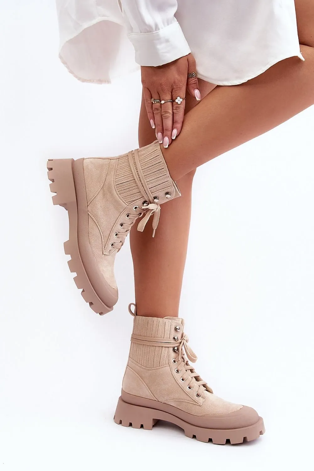 Trapper shoes