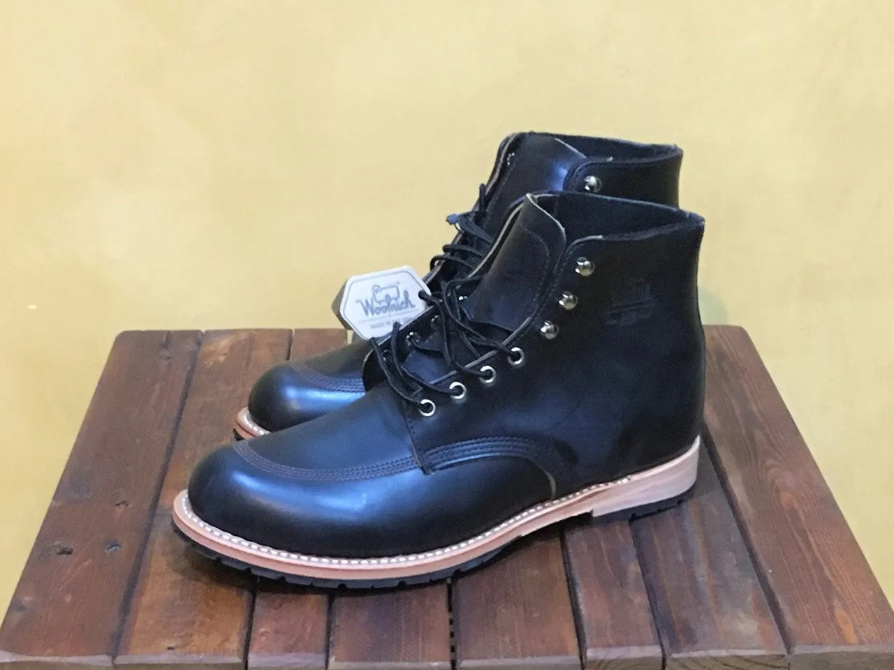WM3100-001 Woolrich Black Leather Yankee Ankle Boot